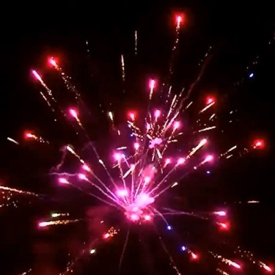 Р8478 Яркое зрелище Салюты до 100 залпов 